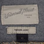 Universal Threads Four Pocket Distressed Mid Wash Denim Jacket Ladies' XS Photo 2