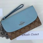 Coach  Signature Crossbody Gemma Clutch Purse Photo 0