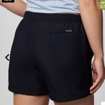 Columbia Women's elastic Sandy River shorts size large Photo 1