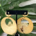 80s Coconut Seashell Hoop Earrings Tan Photo 2