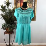 Chic Turquoise Crochet Mini Dress Pleated Short Flutter Sleeve Size XXL Green Photo 2