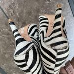 Boden Elsworth Ankle Boots Zebra Real Hair Leather Bootie Size 37 / 6.5 Black Photo 8