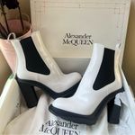 Alexander McQueen ❤️ tread heeled Chelsea boot in ivory/black Photo 1