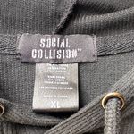 Social Collision Black Red Star Crop Top Hoodie Size XL Photo 1