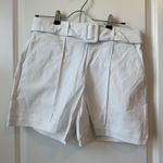 Inc international NWT Crisp white Inc chorus with belt Photo 0