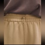 Lululemon  NWT Softstreme High-Rise Short 4" Filbert Tan Photo 4