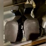 NWOT Women's Black Chunky Heeled Sandals. Square Open Toe, Chain Decor Slip On Size 8 Photo 5