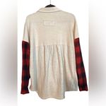 POL Shacket/shirt. Light Heathered Gray with Buffalo plaid accents. Size… Photo 2