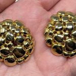 Vintage Unsigned Gold Tone Round Clip On Earrings Statement Classic Modernist Photo 0