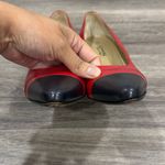 St. John  Red and Navy Leather Pumps 8.5 Vintage Women’s Shoes Photo 5