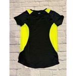 Brooks  Nightlife Equilibrium Short Sleeve T-Shirt Top in Black/Neon Yellow Small Photo 3