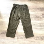 Bill Blass  Jeans  stretch olive green cropped pants Photo 3