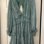 Entro Boutique Dress Photo 0