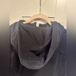 Lululemon Live Simply Jacket II
Black / Heathered Black Photo 12