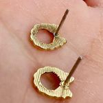 Vintage Avon Gold Tone Round Mini Wreath With Bow Pierced Earrings Photo 7