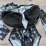 Urban Outfitters Midnight Storm Zip Long Sleeve Rash guard Swimsuit Size Medium Photo 7