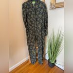 CASH By Cash APP Floral Jumpsuit Buckle Cargo Zip Floral Flowers Med Money Green Photo 7
