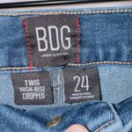 BDG Urban Outfitters Medium Wash Denim Twig High Rise Ankle Cropped Jeans 24 Photo 3