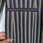 Bloomingdales Bloomingdale’s Black and White Stripe Blazer Size 4 EUC #VEG-0285 Photo 3