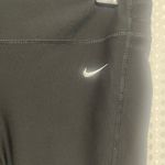 Nike Dri-Fit Capri Leggings – Black – Women’s XS Photo 1