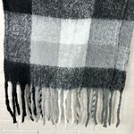 Chunky Soft Knit Black Grey Plaid Fringe Scarf Photo 2