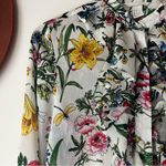H&M Plumeti Blouse Beige Floral Women’s SIZE 8 chiffon fairy garden summer Photo 2