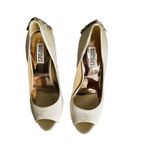 Badgley Mischka New  Womens Ivory Kiara Satin Peep Toe Classic Pumps 9M (Stains) Photo 3