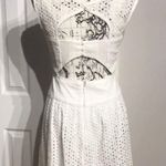 BCBGMAXAZRIA Elvita Eyelet Lace Keyhole Open Back Boho Western SunDress Photo 3