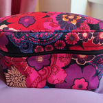 Vera Bradley Multi Color Floral ZipTravel Cosmetic Makeup Bag Photo 0