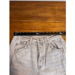 Universal Threads Universal Thread High-Rise Curved Leg Barrel Jeans Photo 5