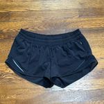 Lululemon  Hotty Hot Short II *2.5" Photo 3