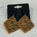 Super Cute Tiger Print NWT Earrings Orange Photo 0