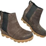 Sorel  Joan of Arctic Wedge II Chelsea Leather Lug Sole Ankle Boot Brown Black 8 Photo 0