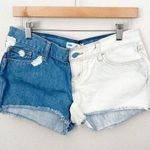 Levi's | Denim Jean Bleach Raw Hem Booty Shorts Two Tone White Blue | Size 8, 29 Photo 0