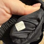 Lululemon  Shorts 2.5" Hotty Hot Photo 3