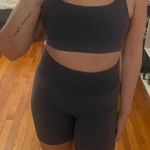 Vuori  Biker Shorts and Bra Set Photo 0