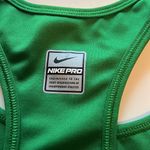 Nike Women’s Sports Bra Photo 2