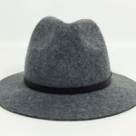 Forever 21 Felted Wool Fedora with Band in Gray | Size S/M Photo 2