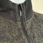 Lululemon Green Black Rest Less Half Zip Pullover Mock Shirt Top Sz Med 6/8 Photo 2