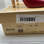 Michael Kors NWB  Halle Leather Mule Pump size 7M red gold heel Photo 2