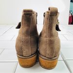 Blondo Luca Suede Round Toe Waterproof Side Zip Ankle Booties Dark Taupe 9M Photo 8