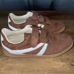 Steve Madden NWOT Chocolate Brown Macer Sneakers Photo 4