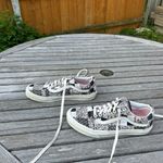 Vans 💫‎ Old Skool Patchwork Floral white pink floral woman’s 8 Photo 4