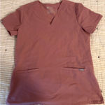 FIGS  Mauve Casma 2 Pocket Top Photo 0