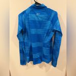 Reebok  Women’s Long Sleeve Athletic Quarter-Zip – Size Medium Photo 3