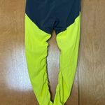 Zyia  Neon Yellow Parallel Luxe Hi-Rise 7/8 Leggings Size 4 Active Workout Photo 3