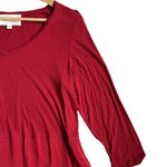 Two by Vince Camuto Red V Photo 3