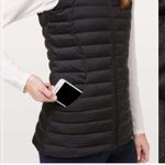Lululemon Pack It Down Again Vest in Black Size 6 Photo 4