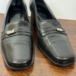 Coach P120 Jamie 2” black silver leather loafer shoe size 7.5 B Photo 1