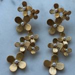 Oscar de la Renta NWOT  Gold Floral Drop Earrings Photo 3